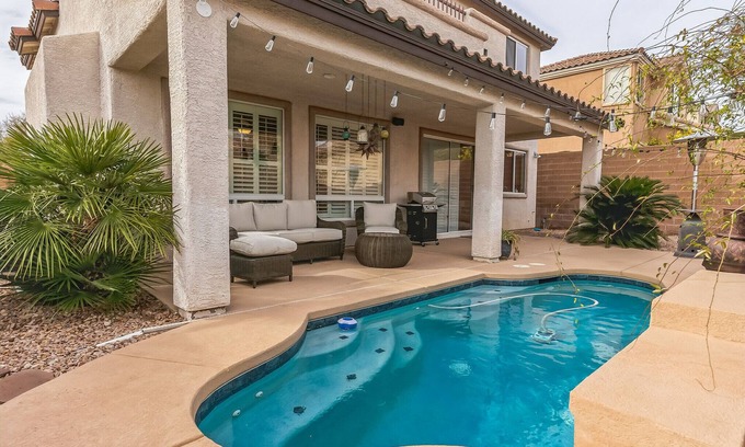 Summerlin West Casa | Private and Stylish Home in desirable gated community in Summerlin West