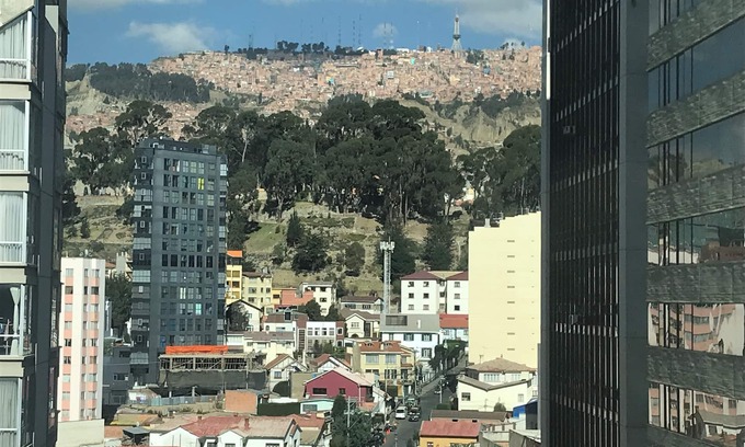 Downtown La Paz Apartamento | Departamento Privado en la Avenida Arce