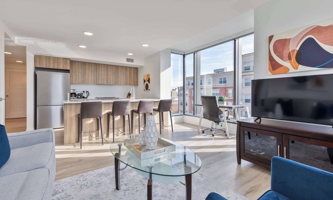 Medical Center Area Apartamento | Private Apt with Kitchen & Gym