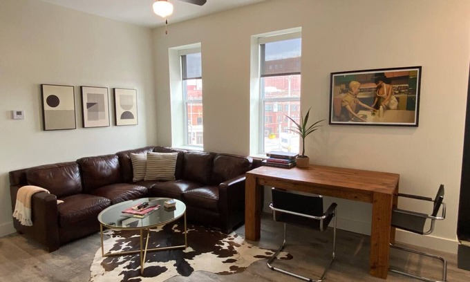 Westside North Casa | Private Balcony | Walk to Everything | 2+2