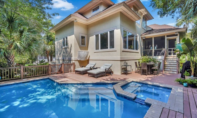 North Forest Beach Casa | PRIVATE Beach access, 4th Row, Heated Pool & Dog Friendly