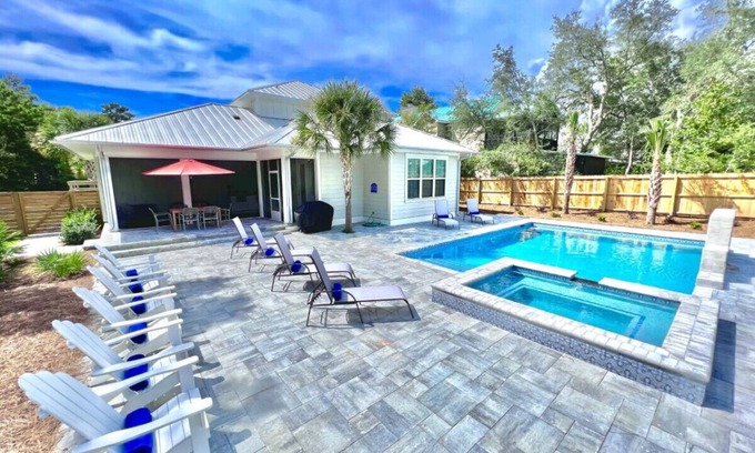 White's Gulfview Casa | Private Beach Access|Golf Cart|Pool|Spa|Bikes