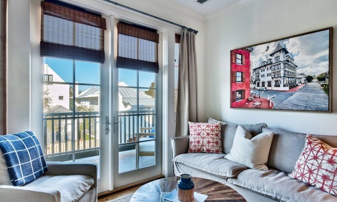 Rosemary Beach Condominio | Fantástica ubicación! Acogedor y pintoresco, pasos a la playa y centro de la ciudad