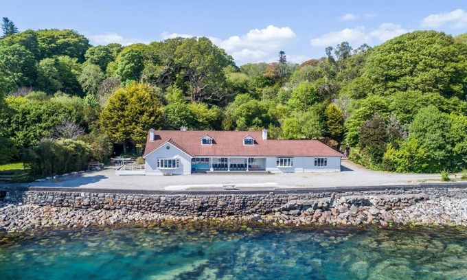 Ardnatrush Casa | propiedad privada frente al mar situado en 20 acres de jardines exóticos