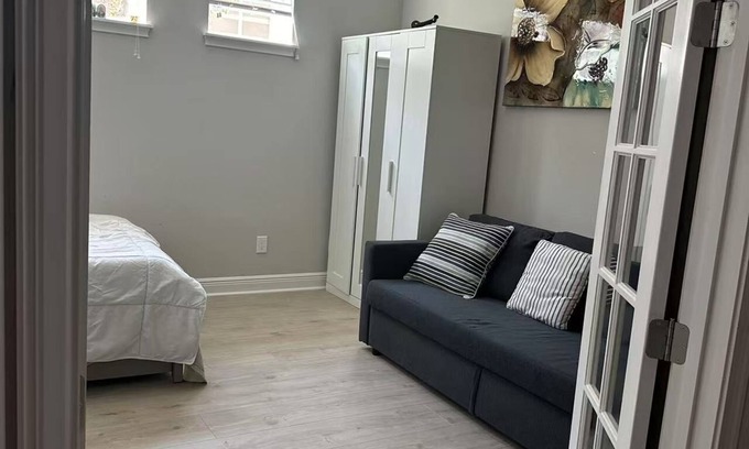 Lake Nona Apartamento | Private Bed/Bathroom in single family home with WiFi and AC in wonderful Orlando