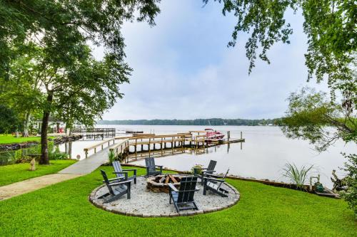 Newberry Shores Casa | Private Boat Dock Waterfront Lake Murray Haven