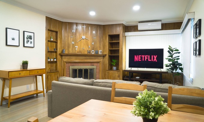 Pasadena Casa | Private Bungalow - Quiet & Convenient in Pasadena