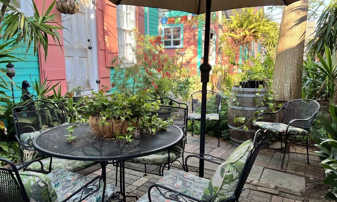 Bywater Cabaña | Private Bywater Cottage - Courtyard, WiFi, Laundry, Near restaurants/bars