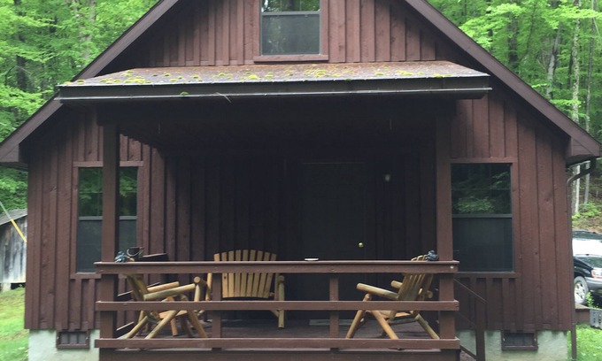 Drennen Cabina | La temporada de Gauley está cerca, reserve ahora privado y aislado PRECIOS BAJOS. DIA DE PUENTE