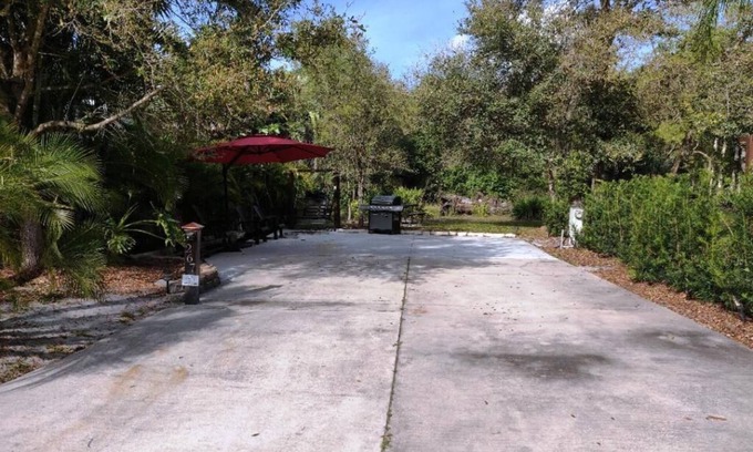 River Ranch Alquiler De RV | Private Campsite in River Ranch RV Resort