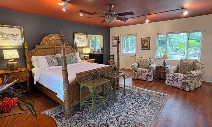 Covenant Casa | Private Casita with Views, Pool, Spa & Designer Touches