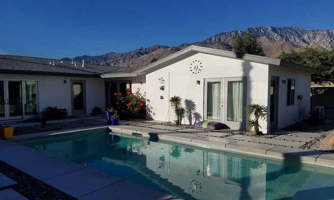 Palm Springs Casa | Casita privada con excelentes vistas a la montaña cerca del centro