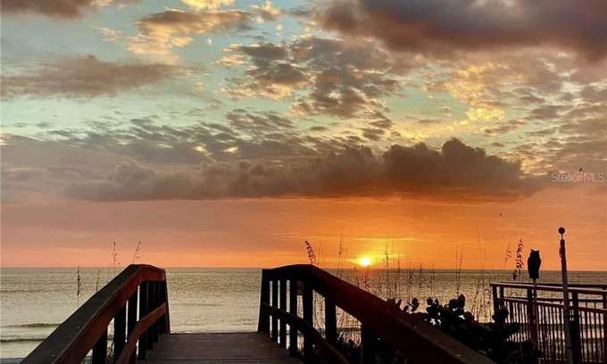Belle Vista Condominio | Private condo just steps to St. Pete Beach. NO Resort fees & free parking