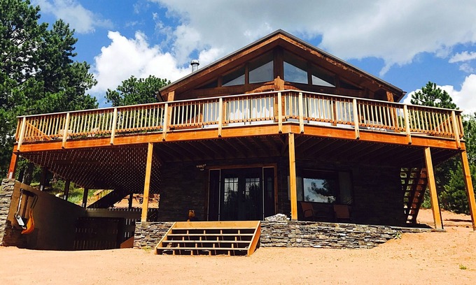 Cripple Creek Casa | Private Cozy Cabin, Mountain Peak Views & Theater Room!