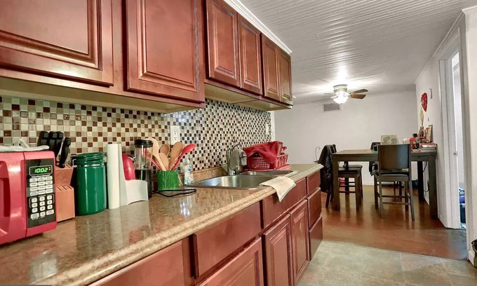Springetts Manor-Yorklyn Casa | Private driveway in central PA near the heart of York