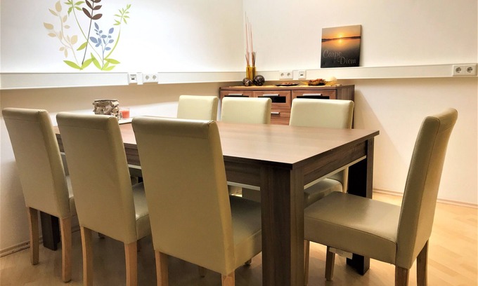 Rottenbach Apartamento | Apartamento privado para familias - 8 personas, con WIFI, pequeño jardín