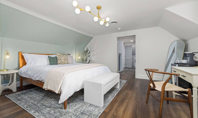 Altavista Apartamento | Private family-friendly suite w/ playroom at boutique inn!