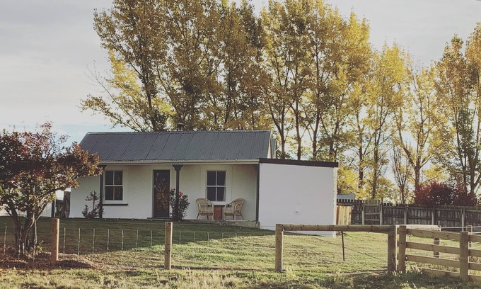 Gimmerbum Cabaña | Private farm cottage, lovingly restored with no extra charges