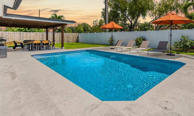 Palm Aire Village West Villa | Private Fort Lauderdale Luxe House W/Pool & Games