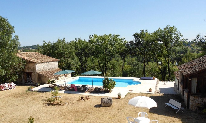 Tourliac Cabaña | Casa rural en el hermoso complejo templario, en Périgord