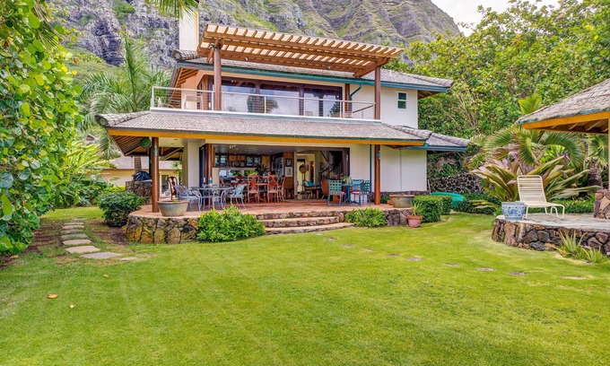 Waimanalo Casa | ESTADO TROPICAL PRIVADO / 3 VIVIENDAS / FRENTE A LA PLAYA / CERRADA / SEGURA PARA NIÑOS