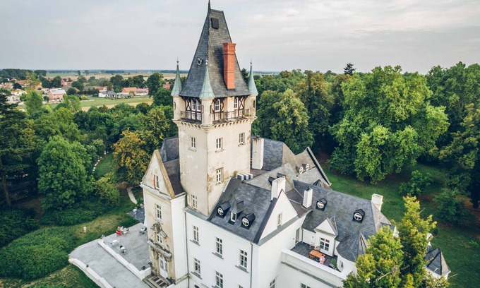 Wschowa Casa | Alojamiento privado para grupos en un castillo rural polaco