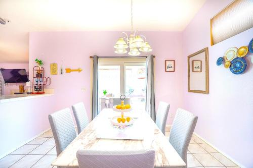 North Las Vegas Casa | Private Guestrooms in North Las Vegas Area