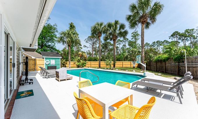 Port St. Joe Casa | Private heated pool+sauna, 2 blocks to beach, game room, golf cart, dogs welcome