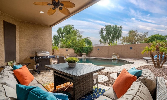 Litchfield Park Casa | Spacious 4-Bedroom Home with Private Pool & BBQ