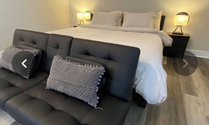 Country Club Hills Casa | Private Home Awaits