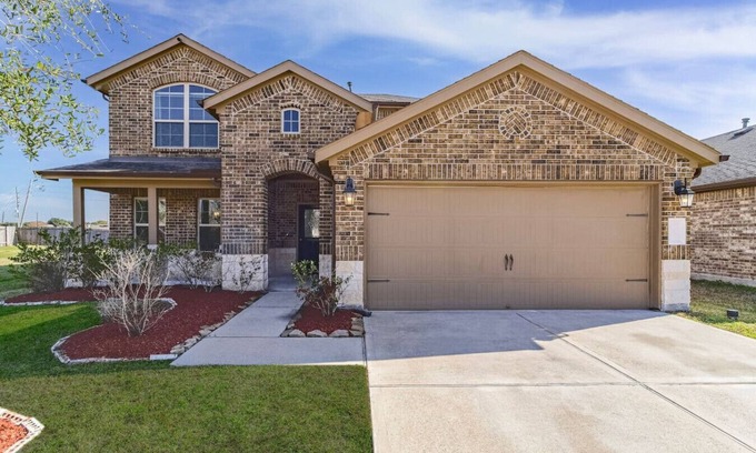 Clodine Casa | Private home in Richmond
