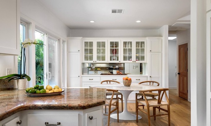 Montecito Casa | Private home w/private path to beach & jacuzzi. Walk to everything! A+ Location!