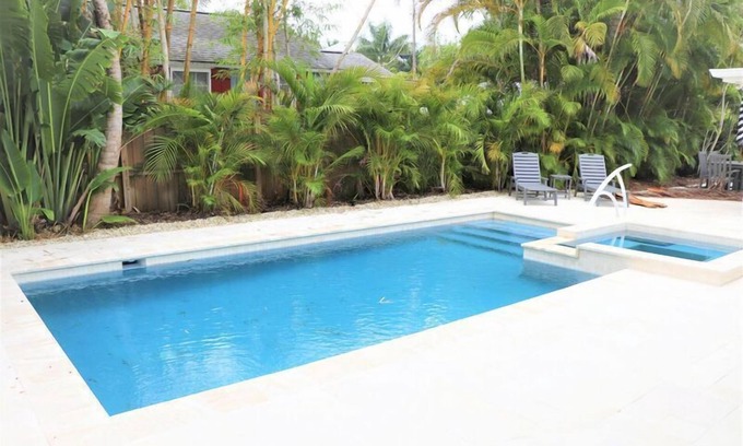 Bay Isle Casa | Private Home with Pool and In-ground Spa - 3360 Higel Avenue