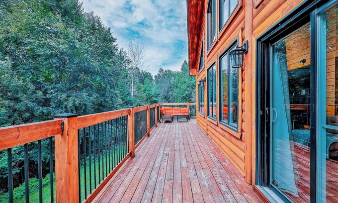Nominingue Casa | Private Hot Tub / Cordelia