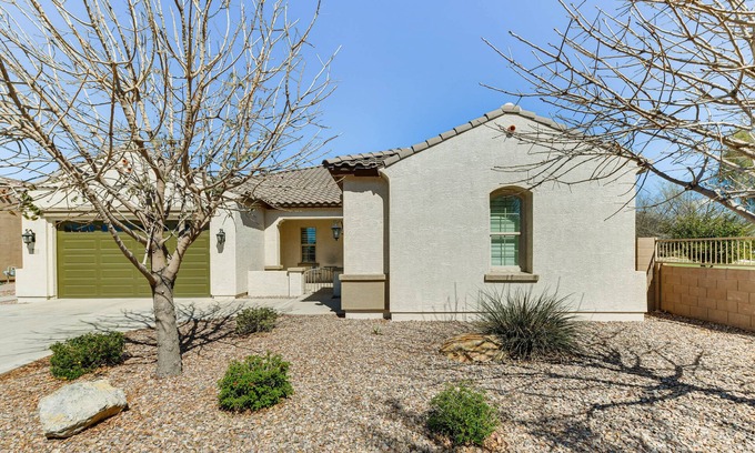 Hastings Farms Casa | Private Hot Tub: Queen Creek Vacation Rental!