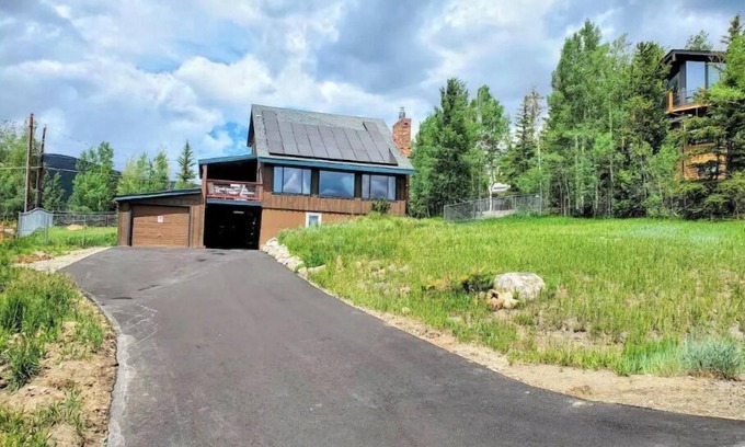 Summit Cove Casa | Private hot tub, Trails, Deck, Incredible views !