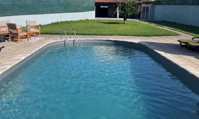 Varzea da Ovelha e Aliviada Casa | Private House with Pool