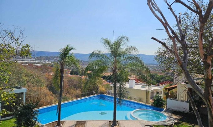 Burgos Bugambilias Casa | Casa privada con alberca