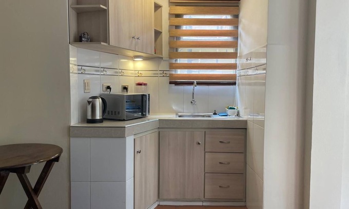 Macrodistrito Sur Apartamento | Habitación privada independiente con baño y cocineta