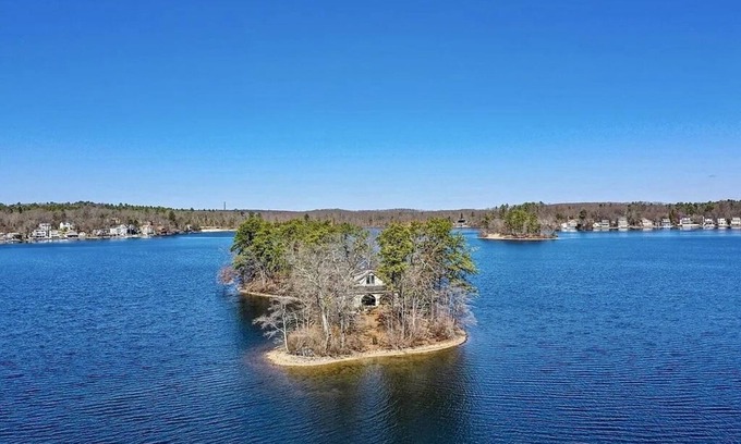 Lake Pearl Cabaña | Private Island Retreat on Lake Pearl