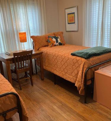 Freetown - Port Rico Apartamento | Private Lafayette Getaway Balcony & Kitchen