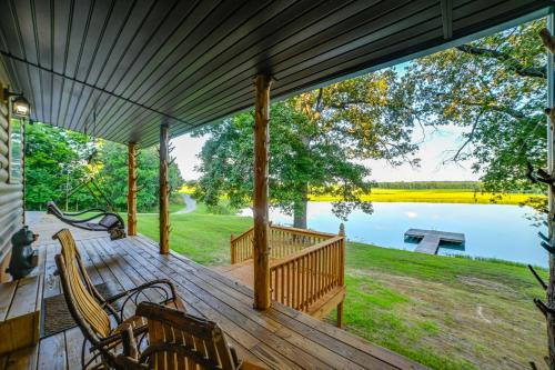 Clay Casa | Private Lake and Dock Log Cabin, 2 Mi to Clay!