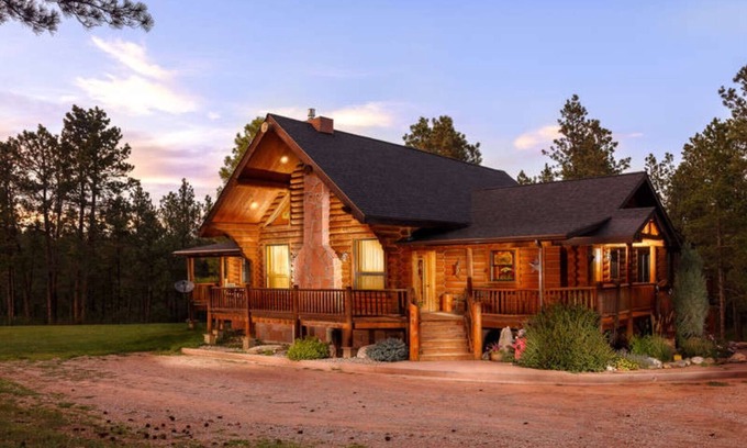 Hermosa Cabina | Cabina familiar grande privada serena por Black Hills, Mt Rushmore, Keystone