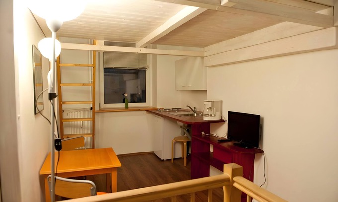 Moabit Apartamento | Private Maisonette in Berlin's most central district next to the river Spree