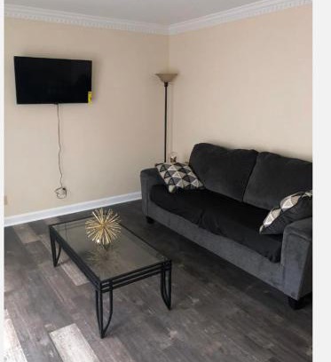 Winston - Salem Casa | Private Master Queen Room