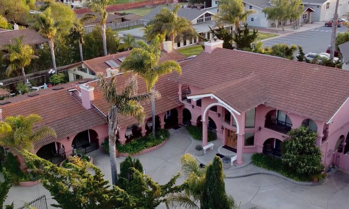 Carmel Casa | Private Mediterranean with 10 Bedroom, 7 Bathroom and Indoor Pool