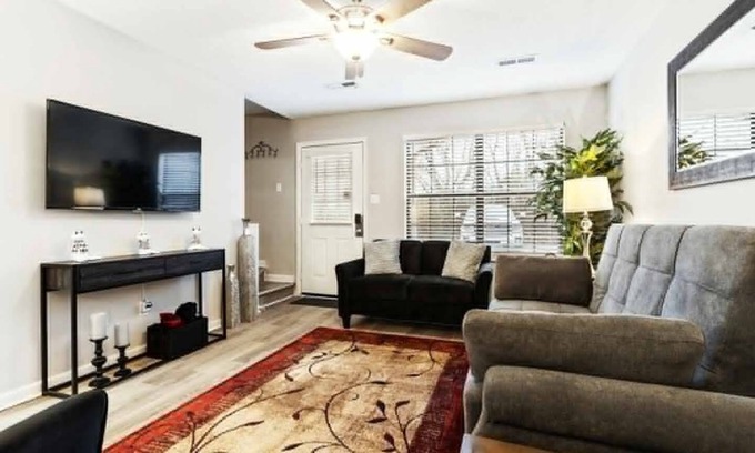 Seymour Casa | Private Mountain Retreat Pigeon Forge! (CDC Safe)