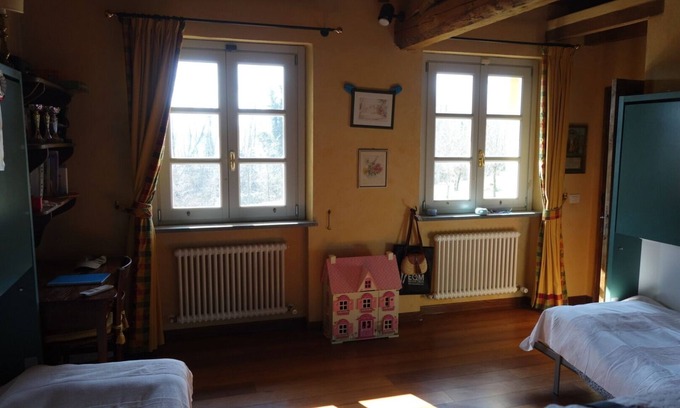 Borgonovo Val Tidone Cabaña | Private Nature Escape on 3 Hectares of Serenity