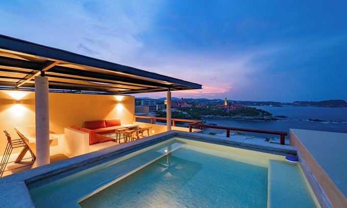 Santa Maria Huatulco Condominio | Private Oceanfront Rooftop Plunge Pool & Beach Access