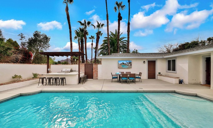 Palm Desert Casa | Private Palm Desert home with private pool & spa